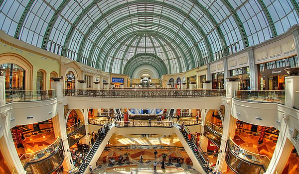 ben-trong-thuong-mai-emirates-mall-dubai