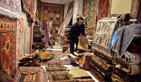 mua-ban-tham-ba-tu-iranian-market-dubai