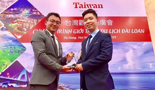 trao-tang-con-dau-tour-dai-loan-chat-luong